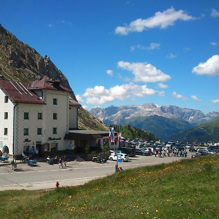 Hotel Col Di Lana Canazei Exteriör bild