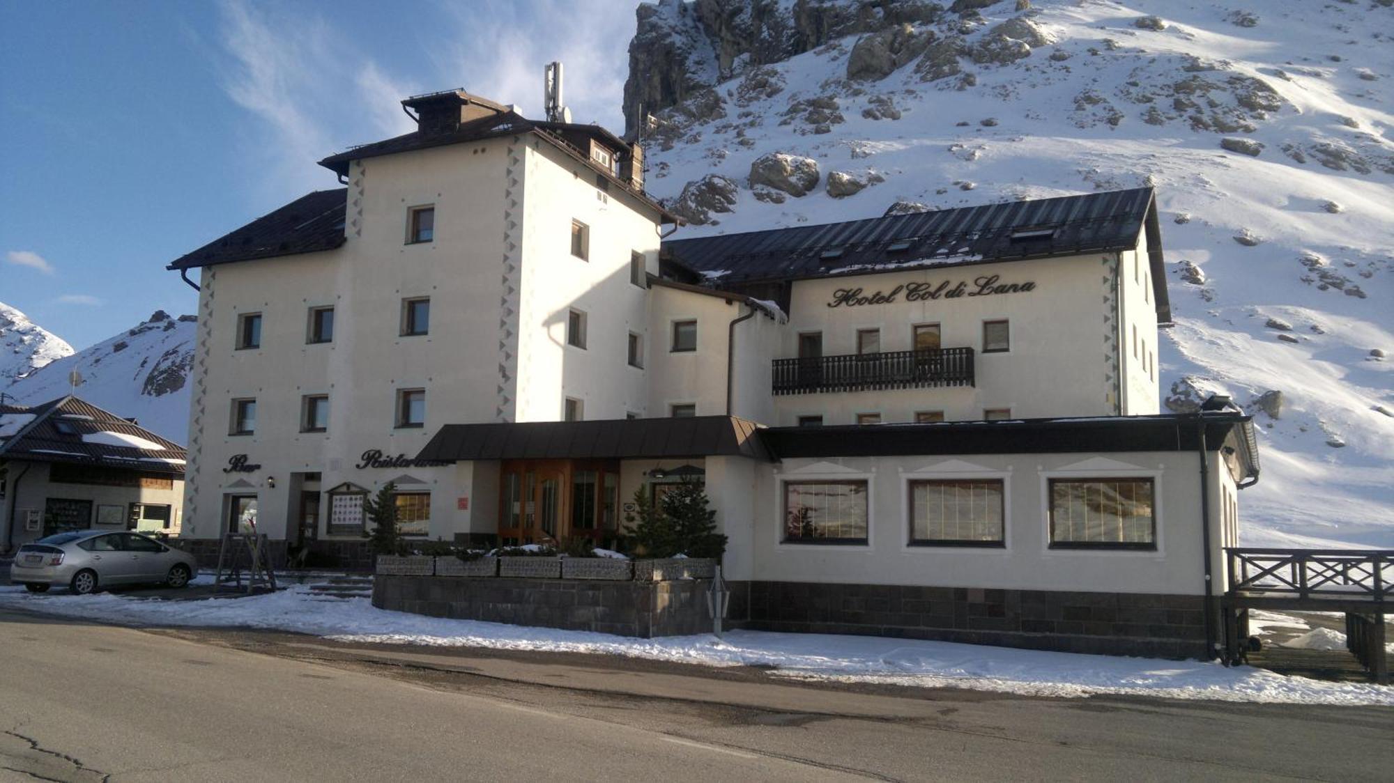 Hotel Col Di Lana Canazei Exteriör bild