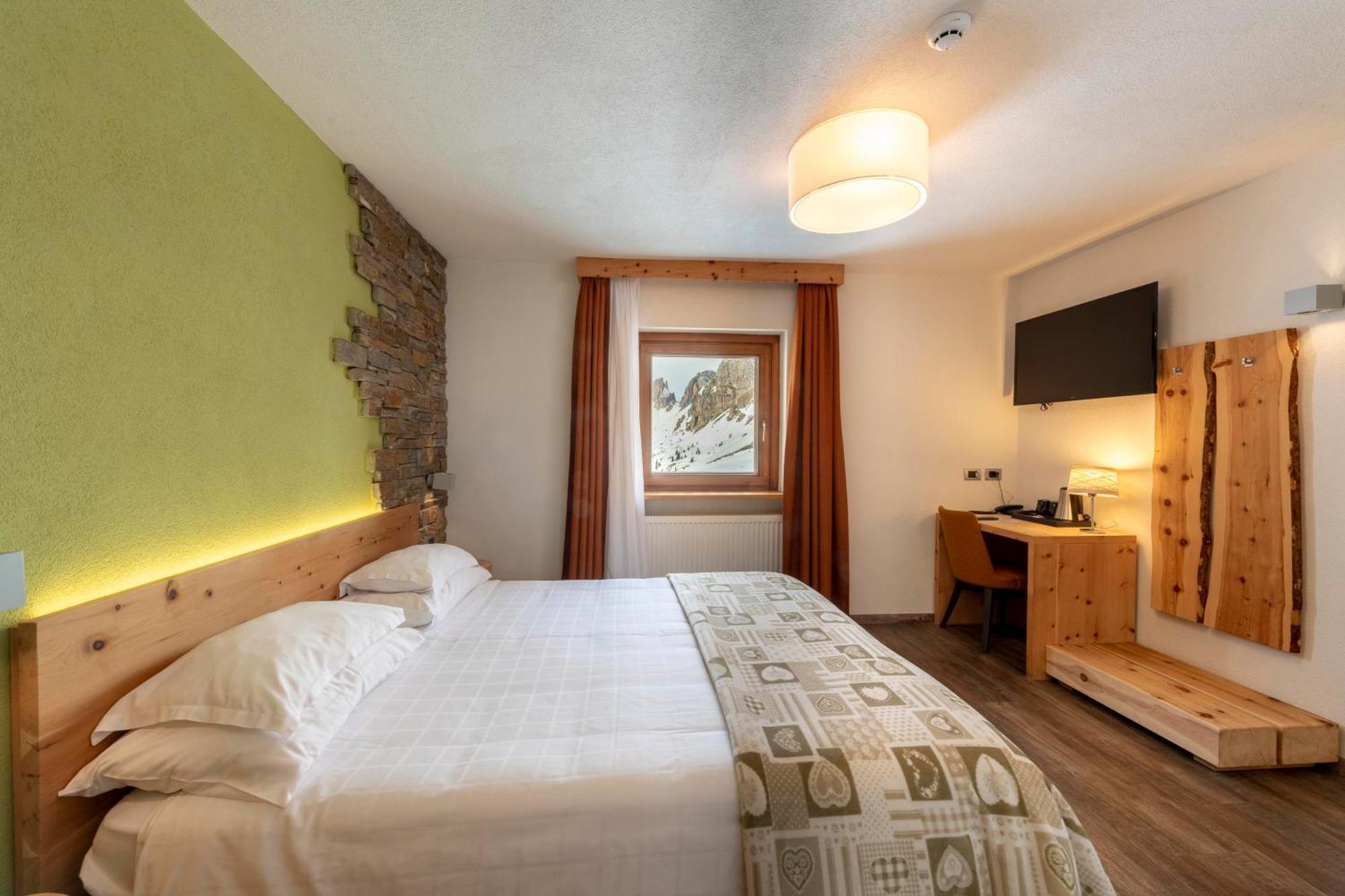 Hotel Col Di Lana Canazei Rum bild